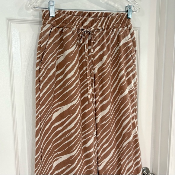 A New Day Tan Zebra Print Wide Legged Linen Blend Pants Women Size XS Pockets - Picture 6 of 14